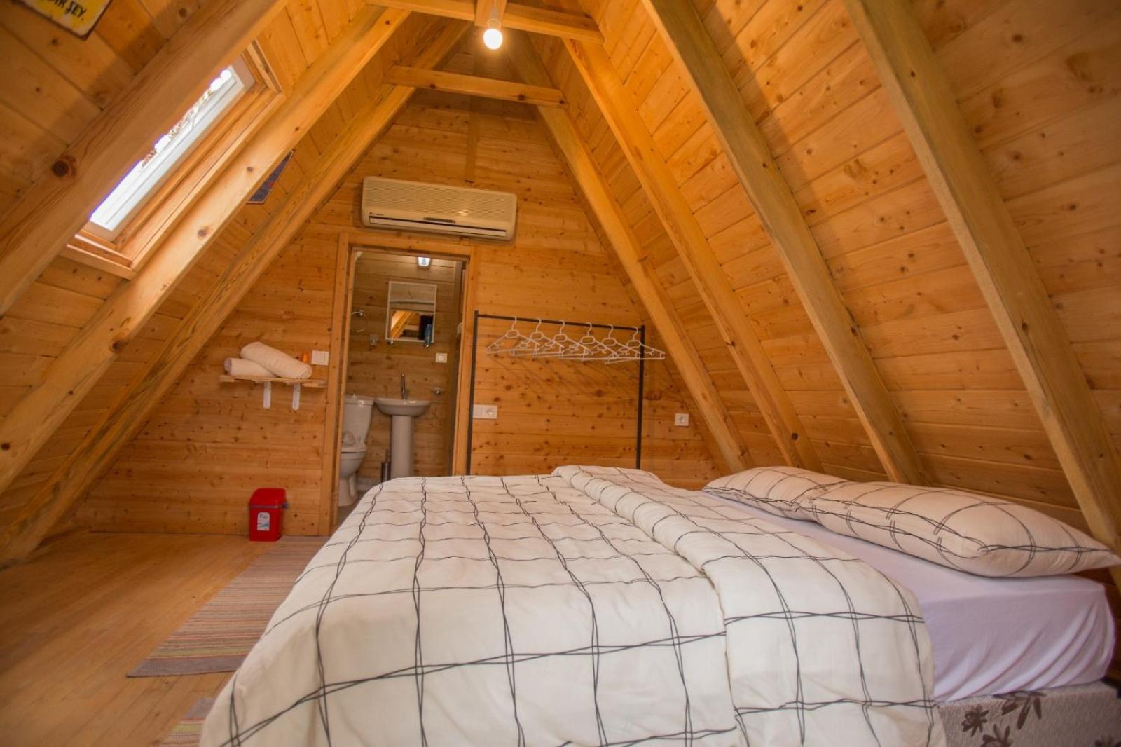Вилла The Hill Glamping Чирали Экстерьер фото