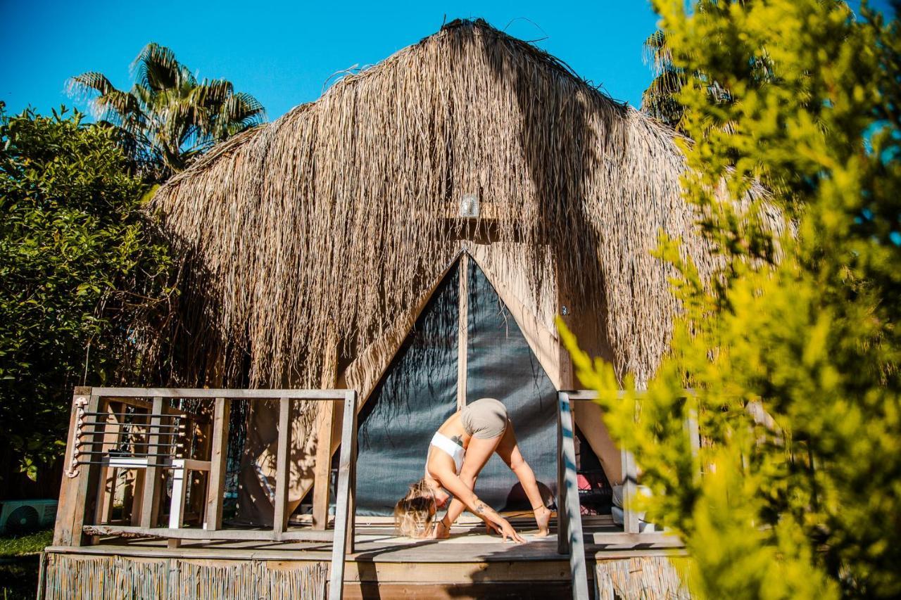 Вилла The Hill Glamping Чирали Экстерьер фото